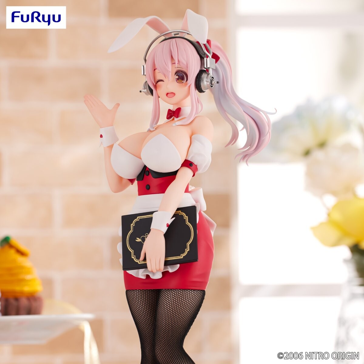 BiCute Bunnies Figure Super Sonico: Waitress Ver.