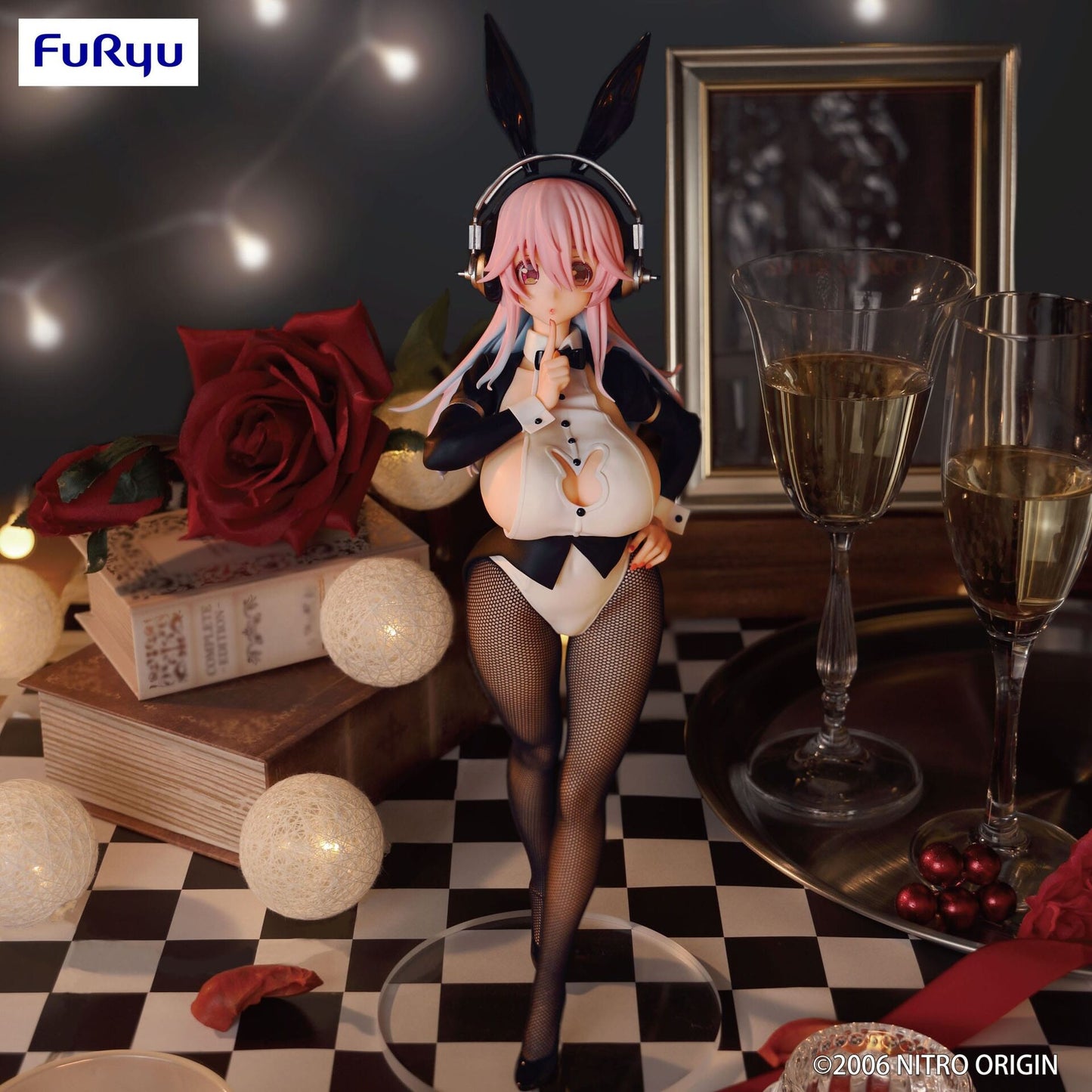 Nitroplus BiCute Bunnies Super Sonico (Tailcoat Ver.) Figure